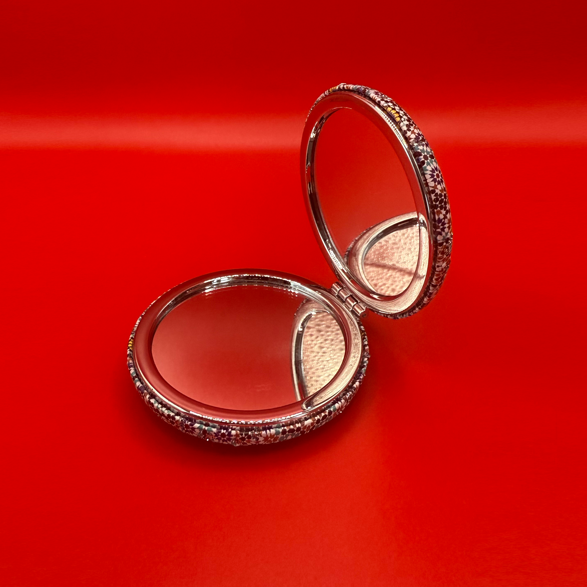 Moroccan Zellige Rounded Mirror - Design 04